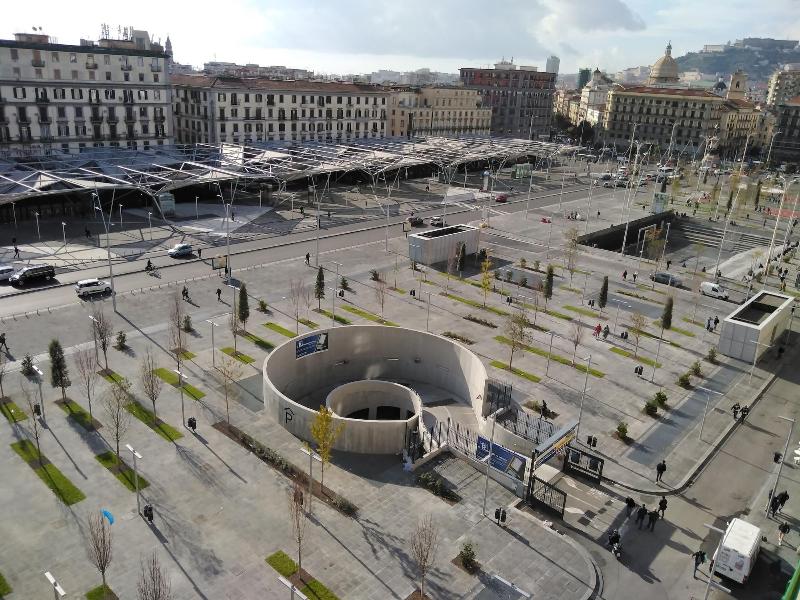 Delia Rooms & Gallery