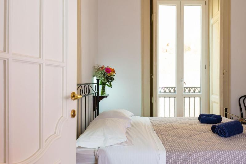 Don Pedro Rooms in the city Center image