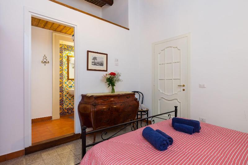 Don Pedro Rooms in the city Center image