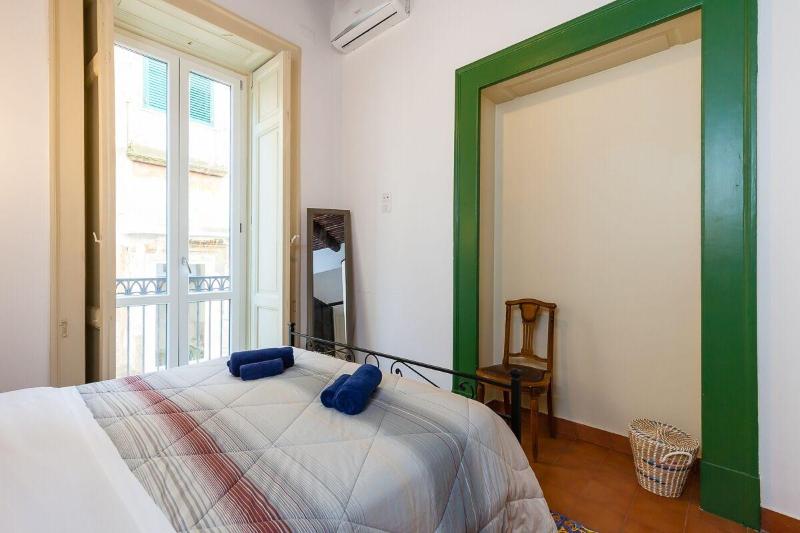 Don Pedro Rooms in the city Center image
