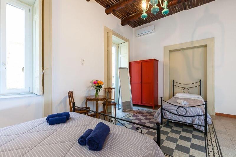 Don Pedro Rooms in the city Center image