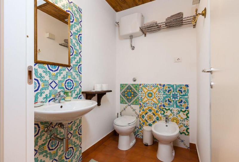 Don Pedro Rooms in the city Center image