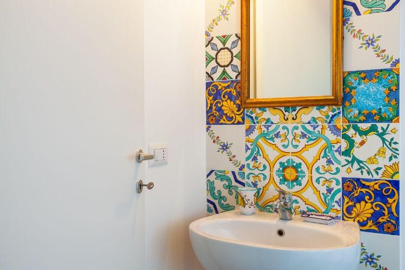 Don Pedro Rooms in the city Center image