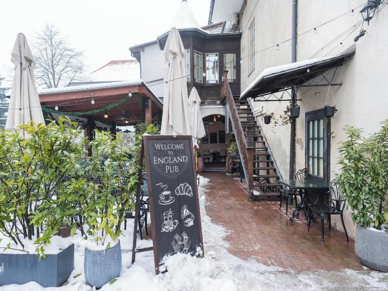 Turn Hostel image