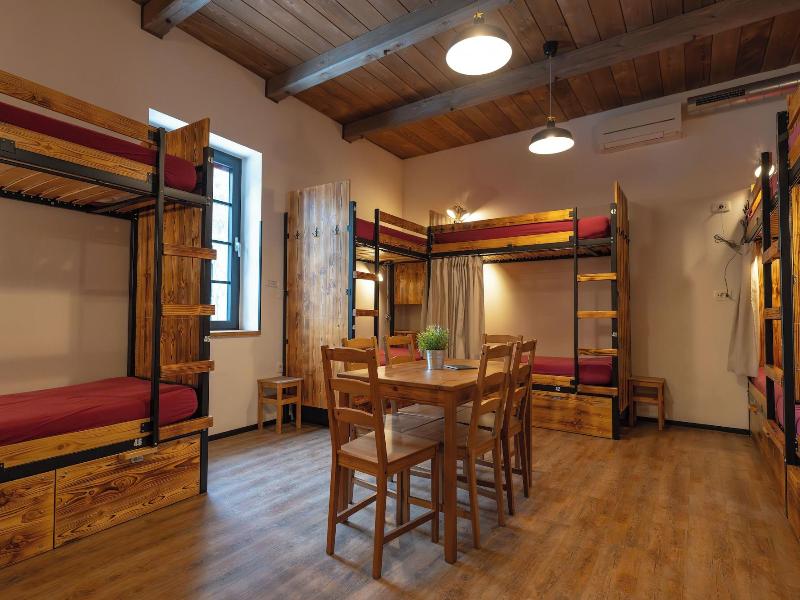 Turn Hostel image
