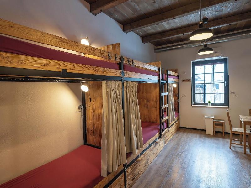 Turn Hostel image