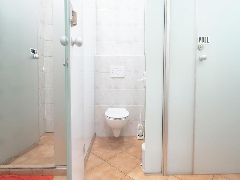 Turn Hostel image