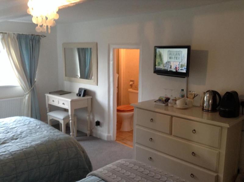 Birtles Farm Bed and Breakfast image