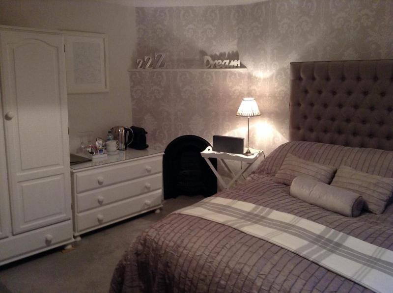 Birtles Farm Bed and Breakfast image