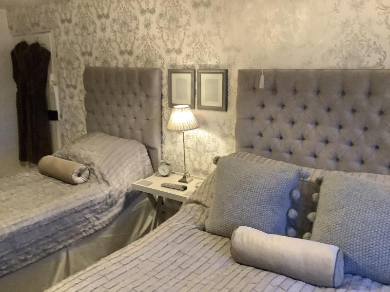Birtles Farm Bed and Breakfast image