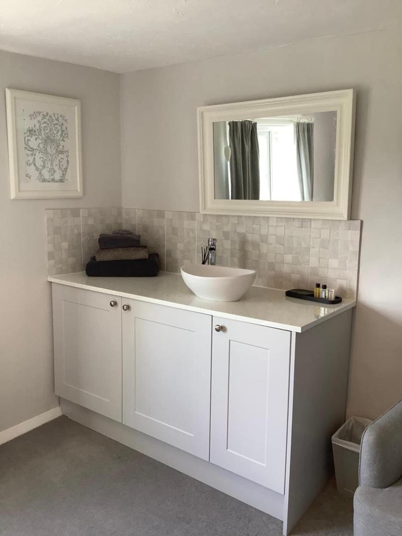 Birtles Farm Bed and Breakfast image
