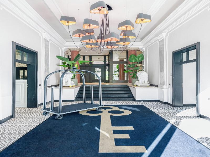 Residenz Boutique Suites image