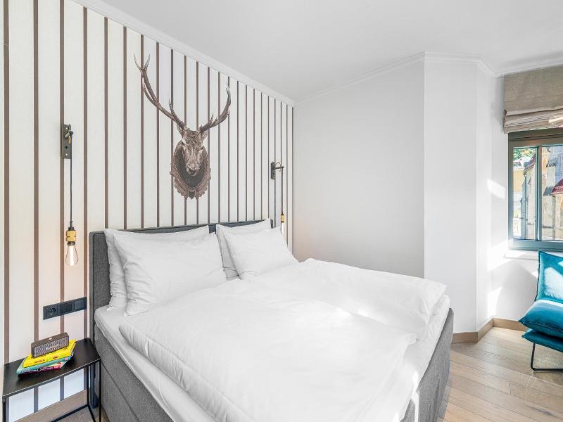 Residenz Boutique Suites image