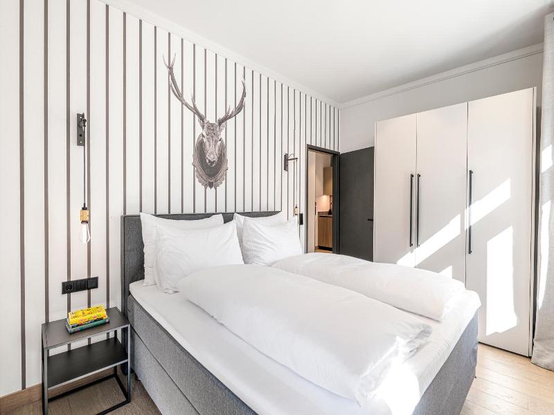 Residenz Boutique Suites image