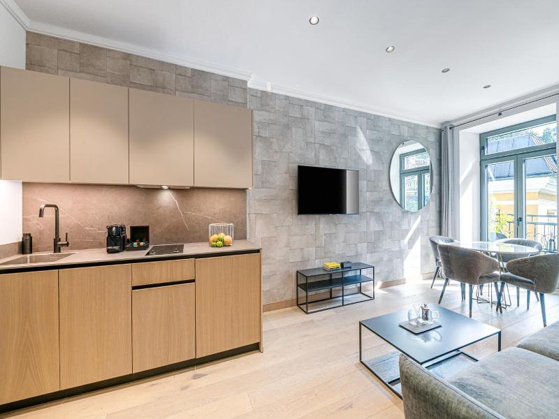 Residenz Boutique Suites image