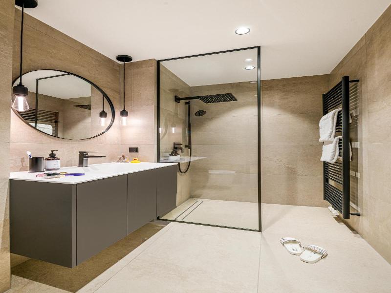 Residenz Boutique Suites image