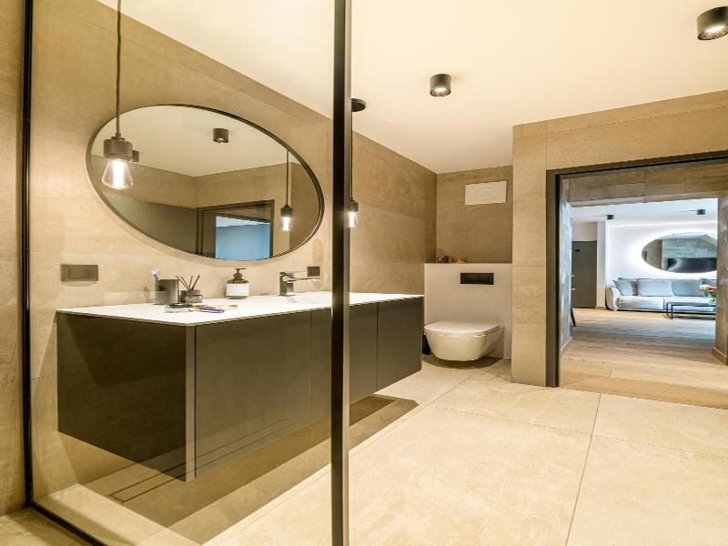 Residenz Boutique Suites image