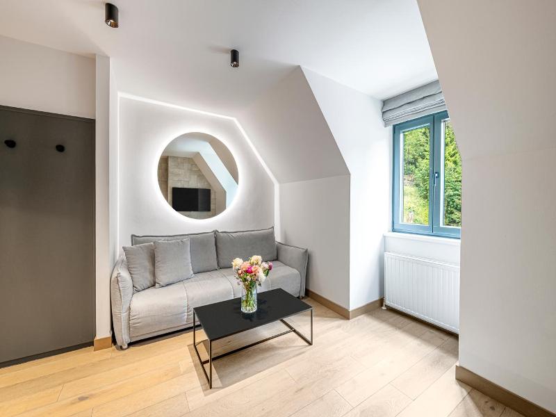 Residenz Boutique Suites image