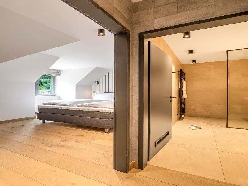 Residenz Boutique Suites image