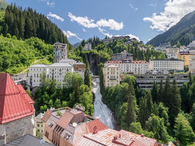 Residenz Boutique Suites image