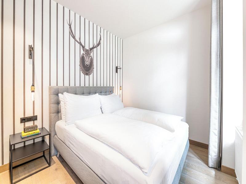 Residenz Boutique Suites image