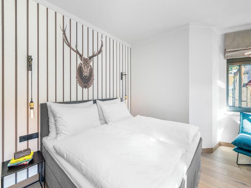 Residenz Boutique Suites image