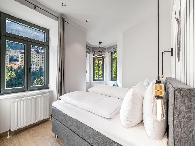 Residenz Boutique Suites image