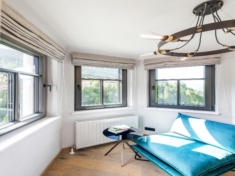 Residenz Boutique Suites image