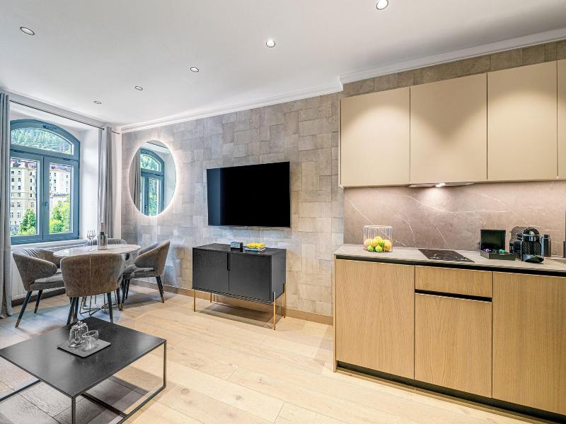 Residenz Boutique Suites image