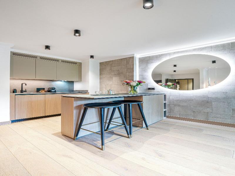 Residenz Boutique Suites image