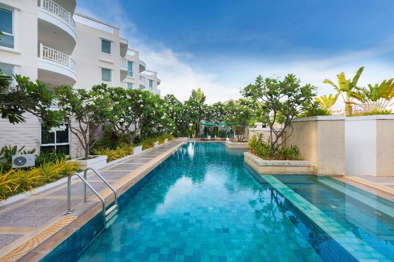 Baan Poolom Beachfront Condominium image