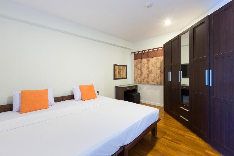 Baan Poolom Beachfront Condominium image