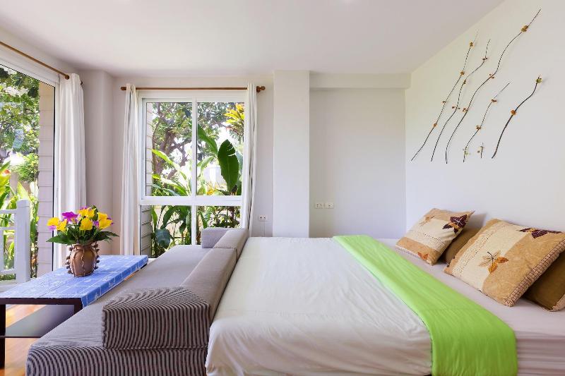 Baan Poolom Beachfront Condominium image
