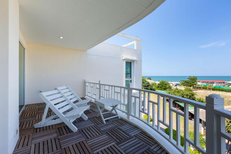 Baan Poolom Beachfront Condominium image