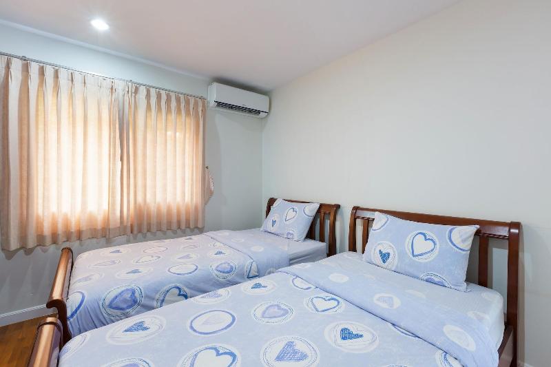 Baan Poolom Beachfront Condominium image