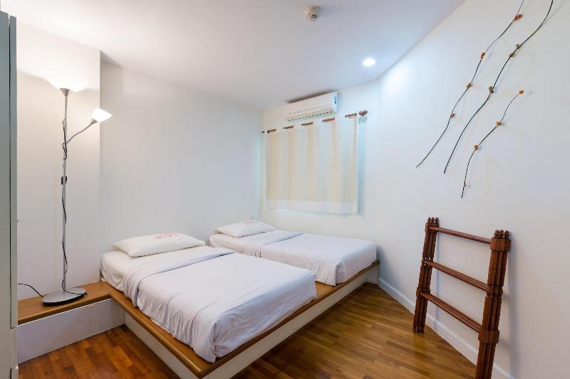 Baan Poolom Beachfront Condominium image
