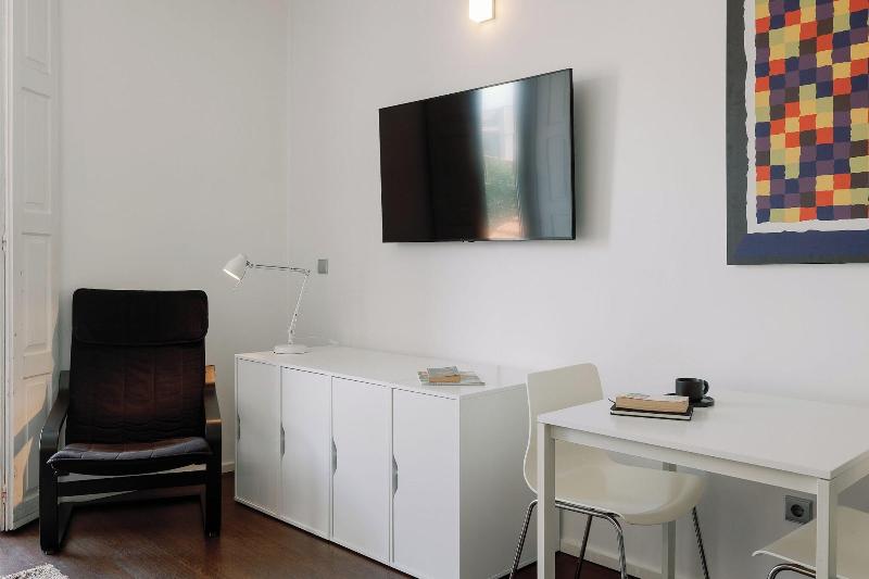Olala Fine Arts Studios image
