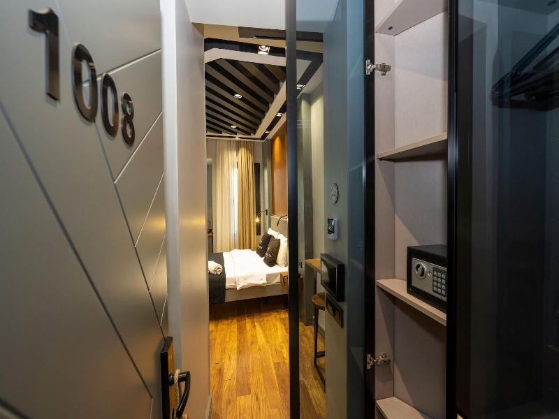 Roe Suite Hotel - TAKSIM image