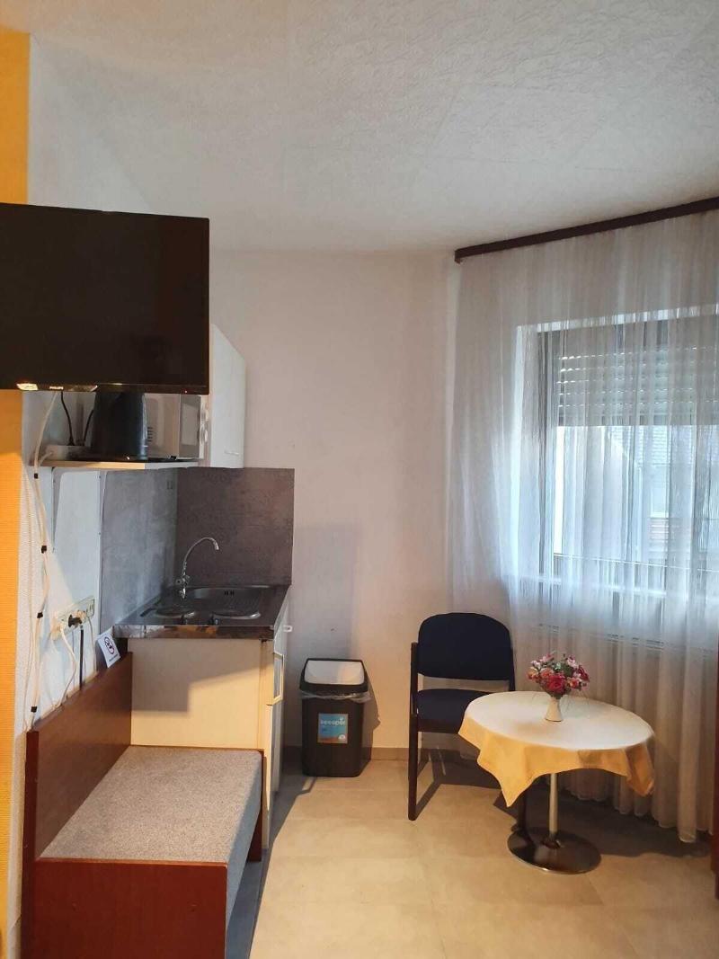 Hotel - Pension - Weller image