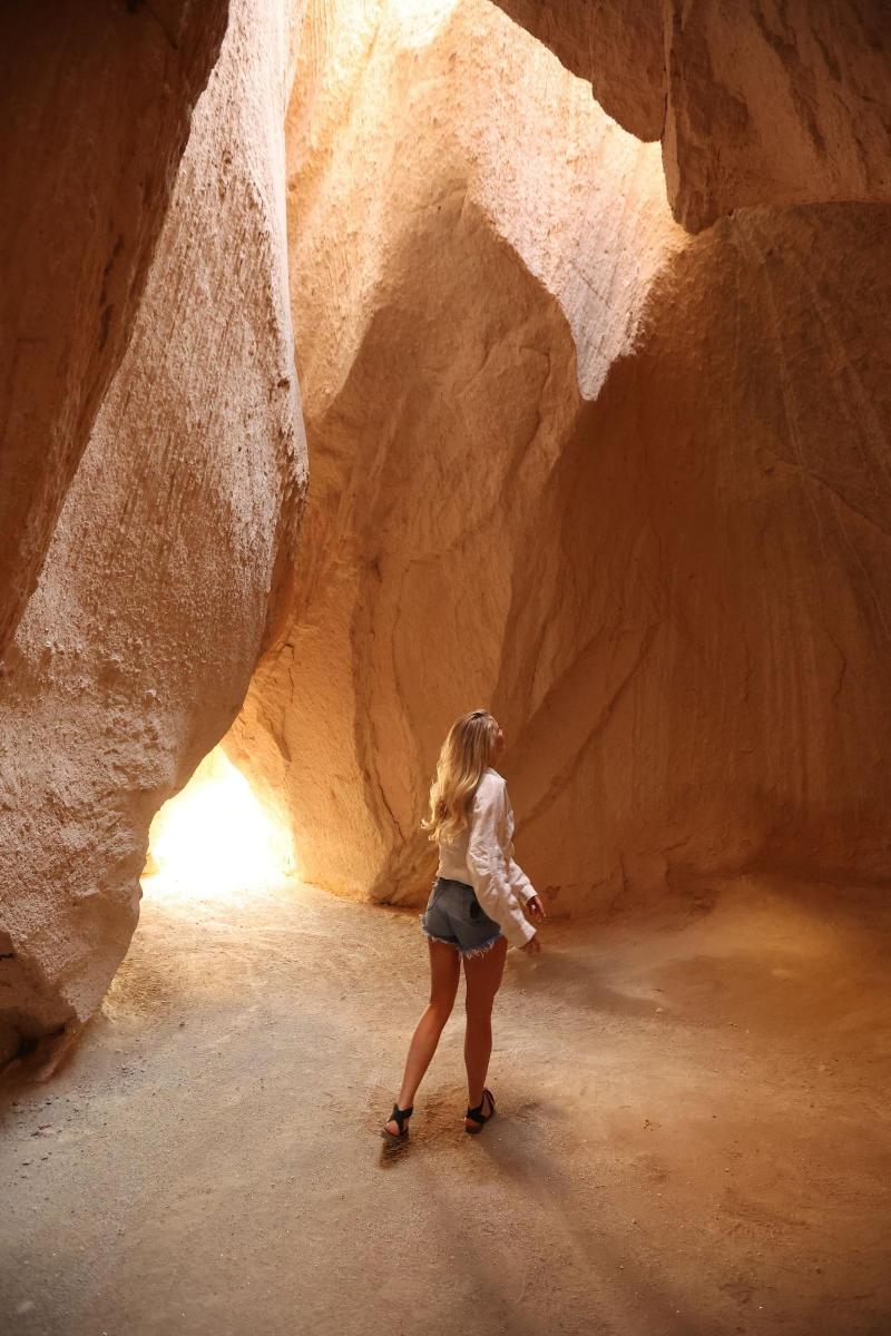 Mak's Cave House image