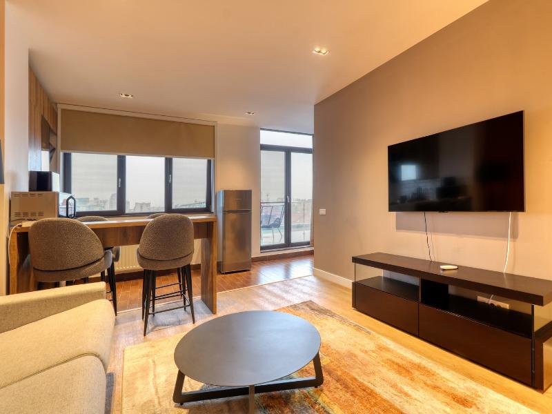 Uni 88 Apartments image