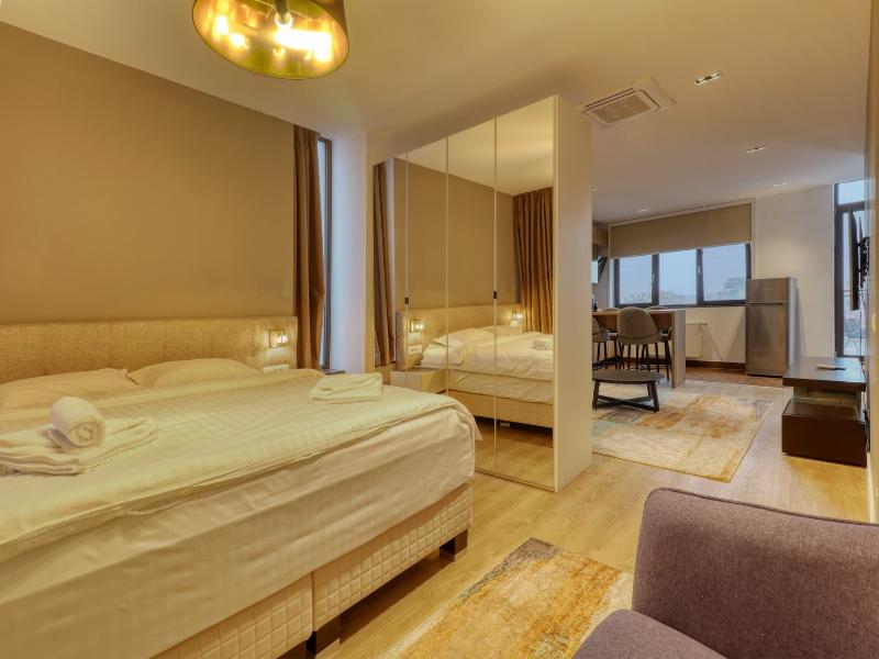 Uni 88 Apartments image