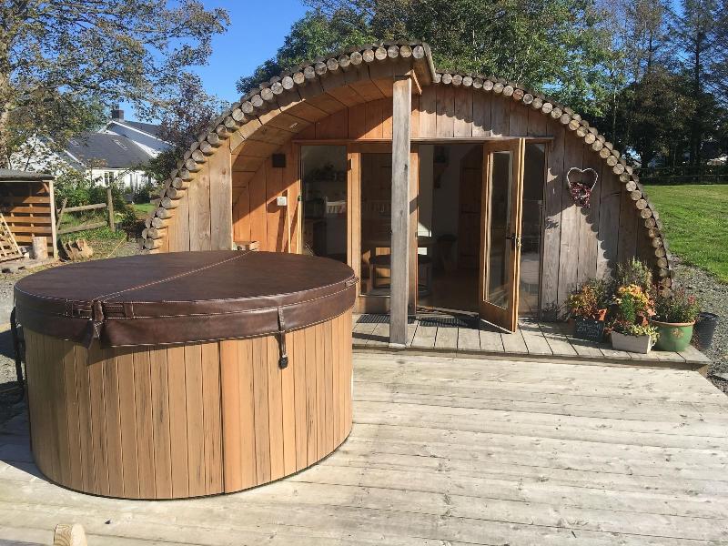 Brynllwyd Glamping