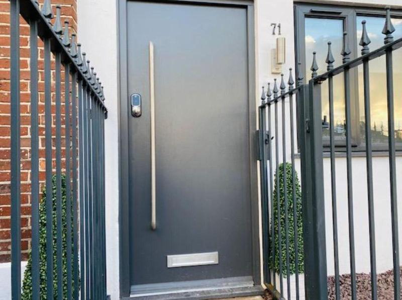 Townhouse Plus @ Lower Beth Street Stoke image