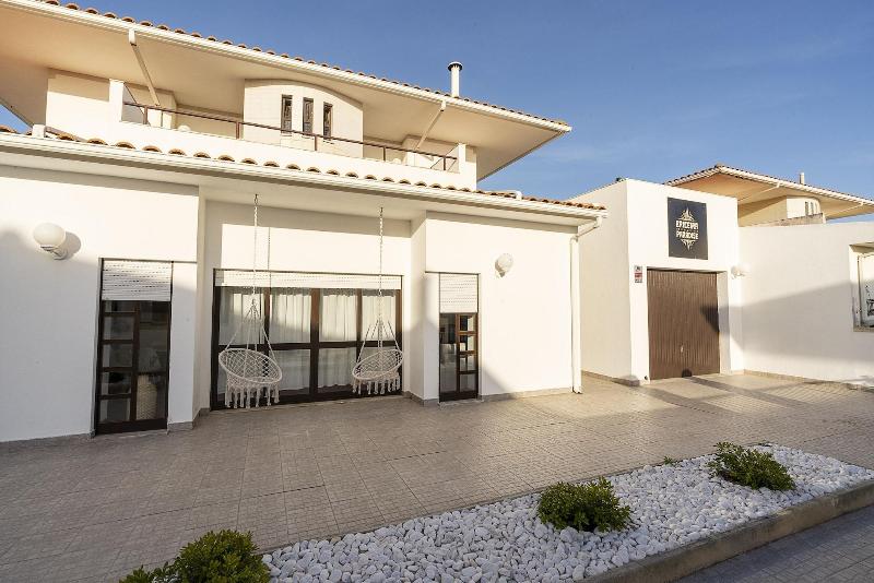 Ericeira Paradise House & Suites image