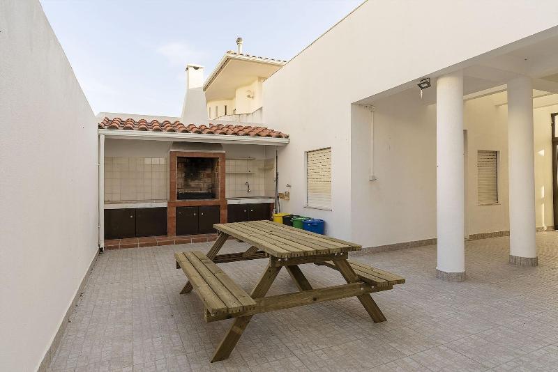 Ericeira Paradise House & Suites image