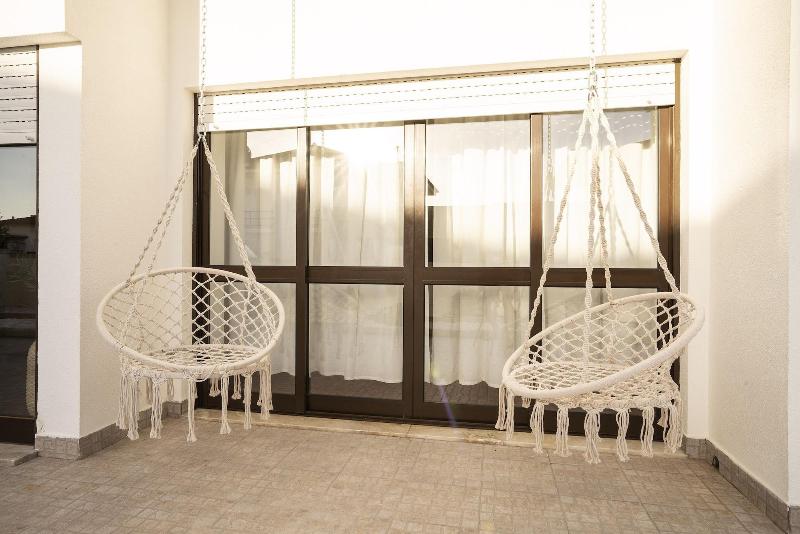 Ericeira Paradise House & Suites image
