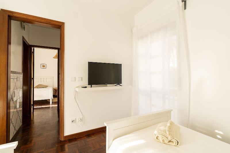 Ericeira Paradise House & Suites image