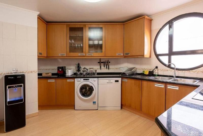 Ericeira Paradise House & Suites image