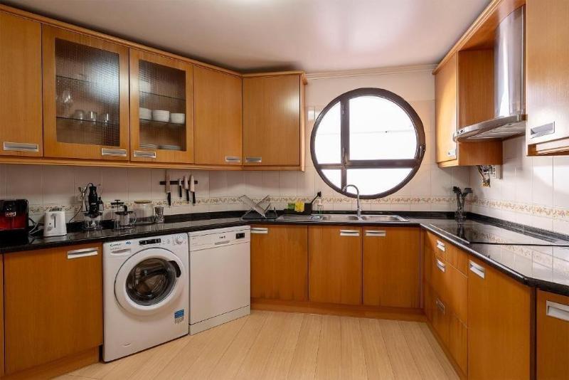 Ericeira Paradise House & Suites image